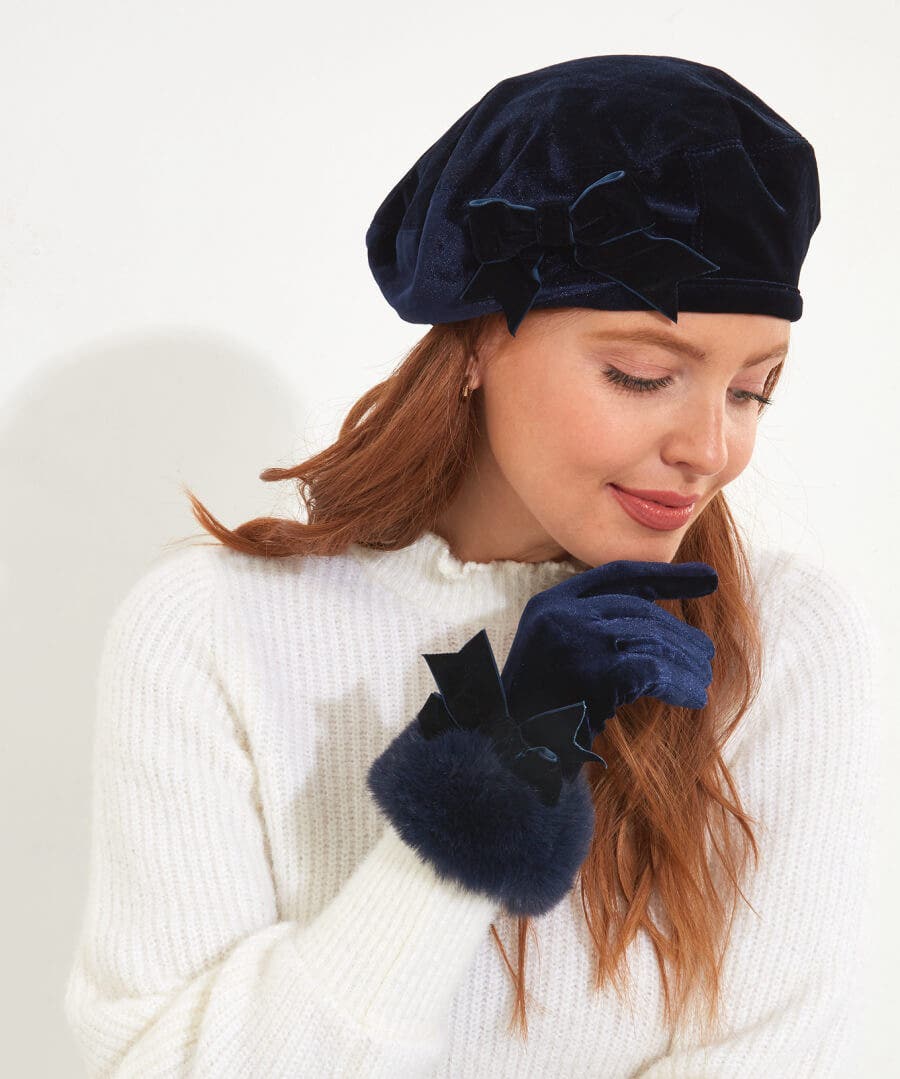 Gifts | Accessories & Jewellery | Sale Accessories & Jewellery | Women's | Women's | Women's Joe Browns After Dark Faux Fur Trim Gloves Midnight Blue