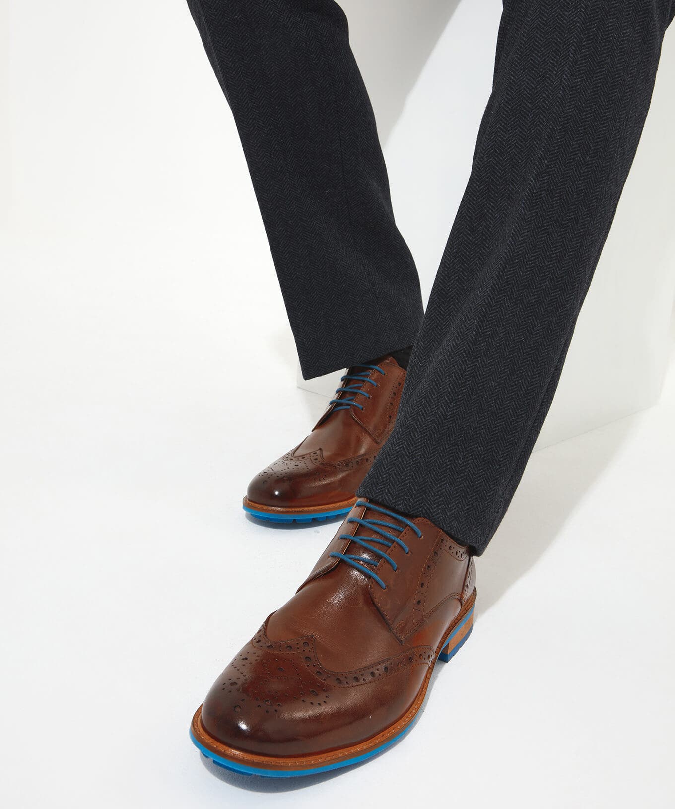 Brogues | Boots & Shoes | Top Picks | Men，s Joe Browns Club Regent Leather Brogues Tan