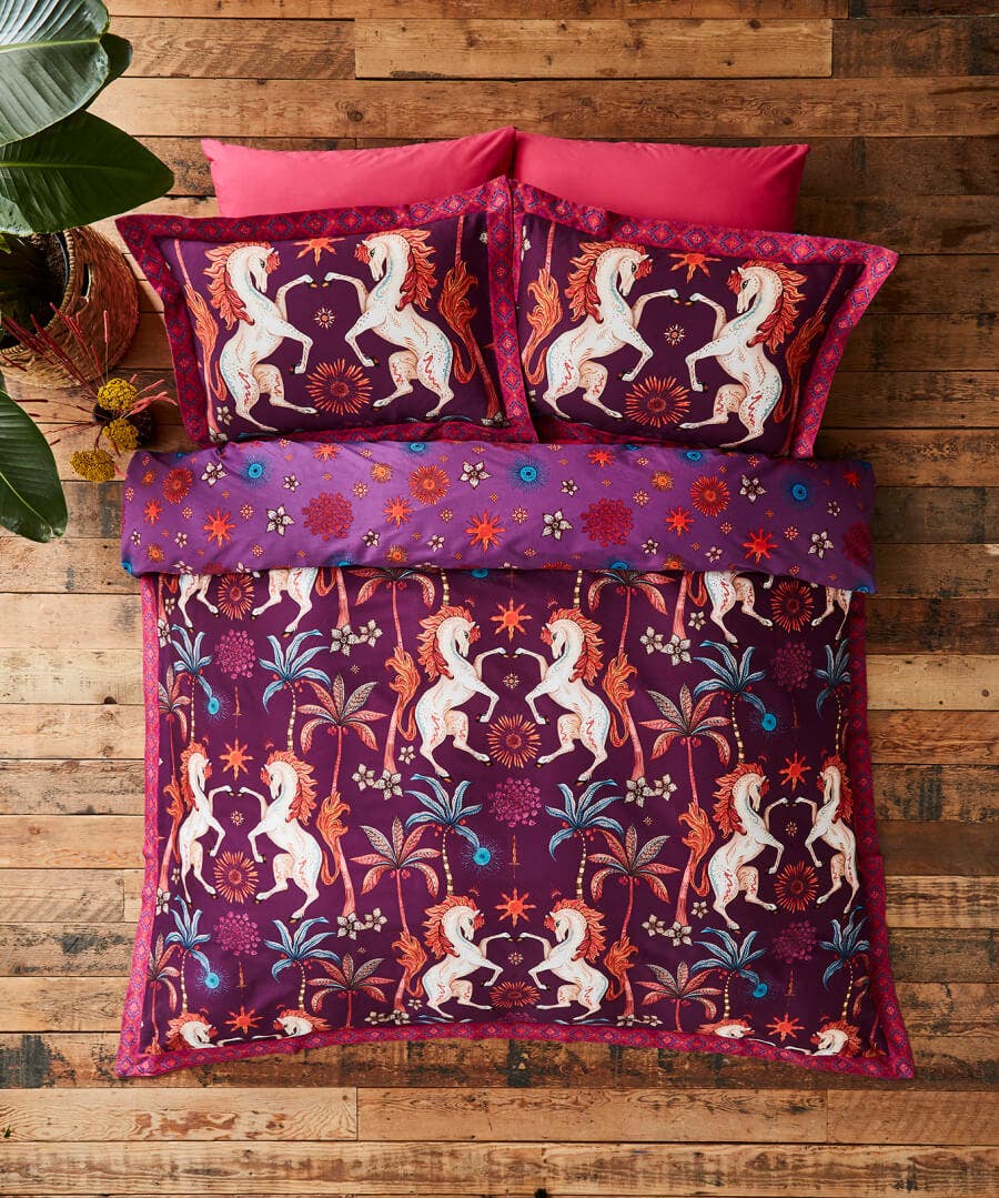 Bedroom | Endless Sunsets | Nature Décor | Animal Décor | Bedding | Home | Home | Home | Home | Home Joe Browns Hypnotic Horses Reversible Bed Set Aubergine