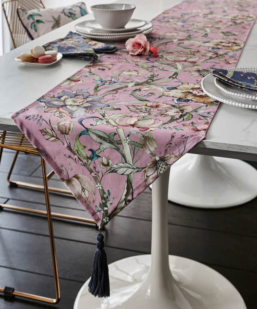 Nouveau Reflections | Floral Décor | Nature Décor | Kitchen | Home | Home | Home | Home Joe Browns Nostalgic Nouveau Table Runner Grey