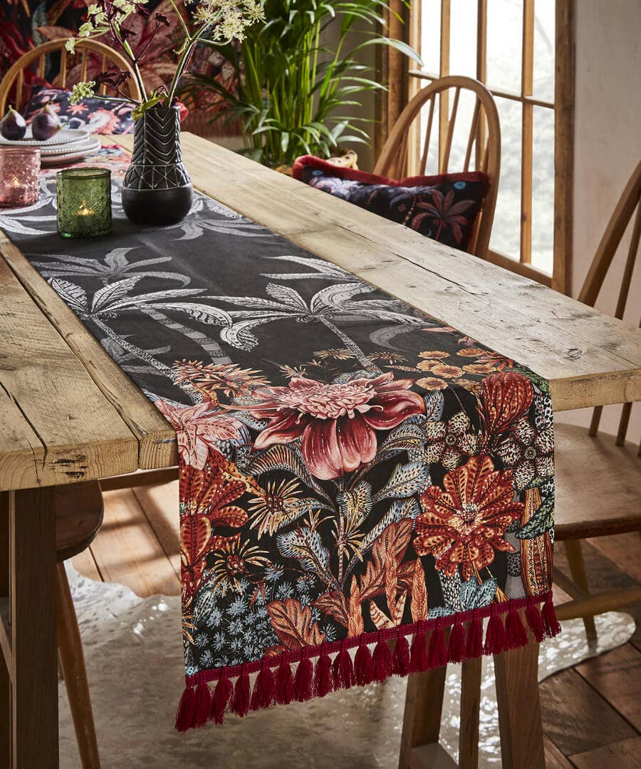 Endless Sunsets | Floral Décor | Nature Décor | Kitchen | Home | Home | Home | Home Joe Browns Perfect Palms Table Runner Black